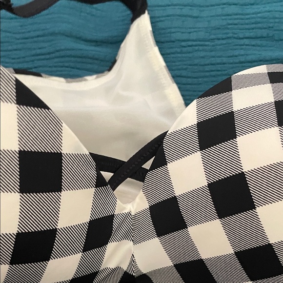 Torrid 40DD Black & White Bra - Picture 5 of 6